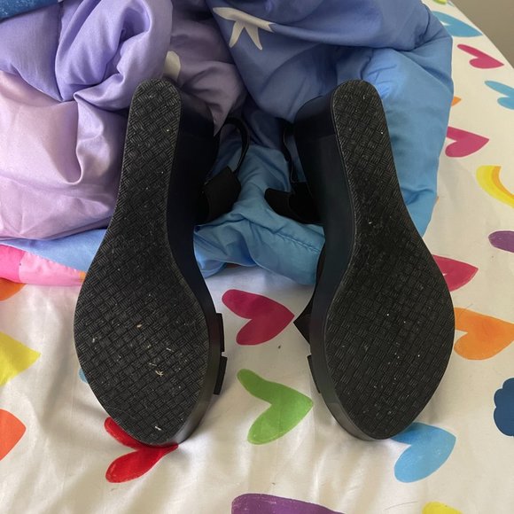 Elastic Sandal Wedge - Picture 3 of 6